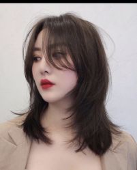 -变画·发型STUDIO