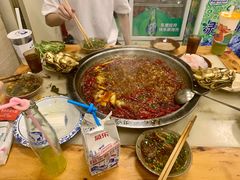 -黄潇洒老火锅(九眼桥宏济巷店)