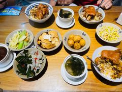 -红猪卤肉饭(大西洋美食城店)