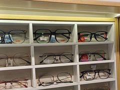 -沫芮眼镜·蔡司官方授权店(人民广场店)