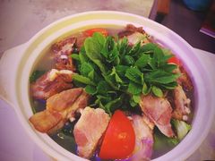 丽江腊排骨火锅-滇越乘象云南餐厅(豆各庄店)