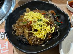 炒杂菜-本家韩国烤肉(青岛万象城店)