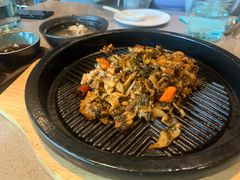雪花猪肉炒云南酸腌菜-半山腰·云南菜(侨福芳草地店)