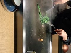 -丽思卡尔顿·炙焰·铁板烧餐厅