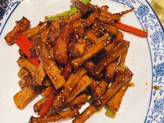 -快乐老家三鲜饺子东北菜(南六中路店)