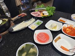 -木槿花韩式炭烤·熟成肉工坊(孙文东路店)