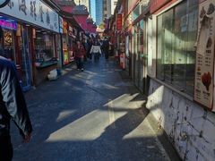 -川味麻辣串(中原小吃街)