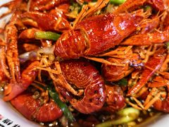 甜麻干煸小龙虾-在老街·淮安大排档·甜麻干煸龙虾·烧烤(河下古镇店)