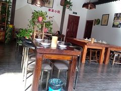 大堂-东家小院金汤酸菜鱼(南阳路店)