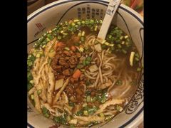 -陇上秦轩西安biangbiang面(朝龙汇店)