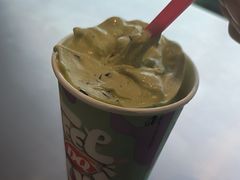 -DQ·蛋糕·冰淇淋(大宁国际商业广场店)