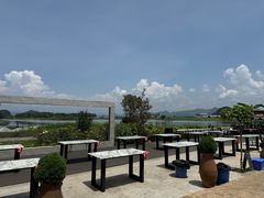 -夏屿湖畔.落日湖景餐厅(普者黑景区店)