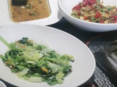 -桥边小楼·手工云南菜·古城观景小楼