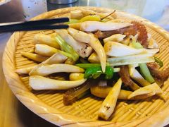 水乡莲藕尖炒肉丝-八仔大富楼·河鲜(西江店)