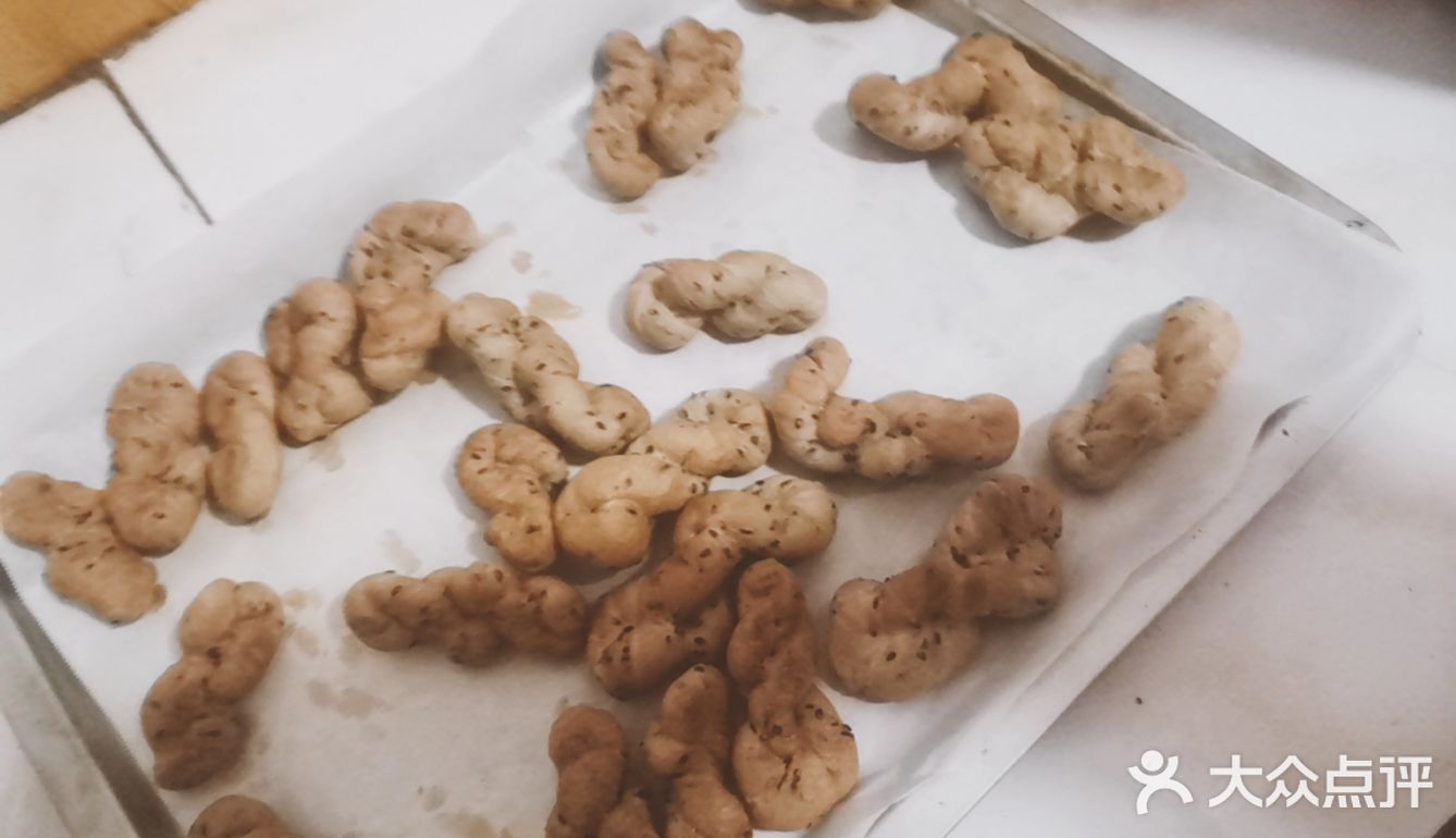 非油炸小麻花#高筋粉150g 鸡蛋 1个
