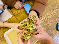 招牌烤鸭卷-特派卷·老北京烤鸭卷(合生汇购物中心店)