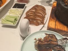 -梅利汴京烤鸭•开封豫菜地标店(东大街店)