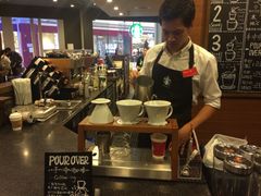 -星巴克臻选(深圳龙华红山天虹店)