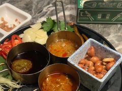 -禄婶鸡煲·打边炉
