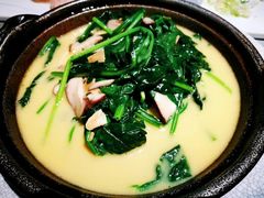 奶油菠菜-穹六人间 people 6(岳阳路店)