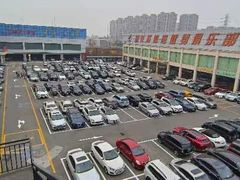 -健龙森俱乐部·游泳·健身·羽毛球综合体育馆