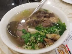 -粤潮牛肉火锅店(江南大道店)