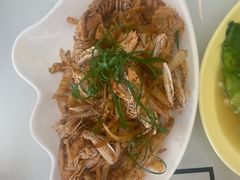 -覃记海鲜美食餐厅