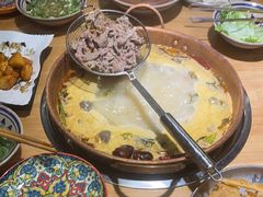 -洱火云南酸菜牛肉火锅(石景山当代商城店)