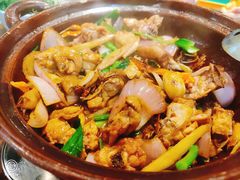 -胡须佬鸡煲四季火锅(海雅缤纷城店)