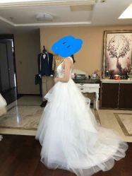 点击看大图 -拉瑞娜LaReine婚纱礼服高级定制