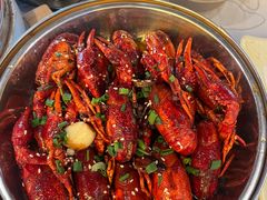 -巴厘龙虾·榜首油焖大虾(音乐学院·沿江酒馆店)