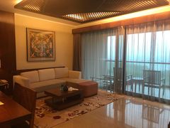 -三亚湾海居铂尔曼度假酒店