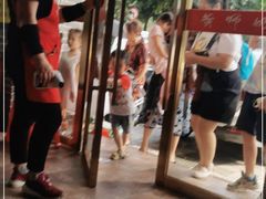 门面-黄师奶甜品店
