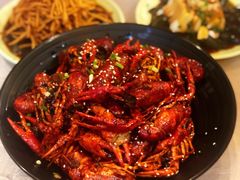 -巴厘龙虾·榜首油焖大虾(洞庭·艺术洋房店)