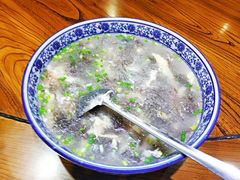 蛎肉牛毛汤-俏东方·海味水饺·青岛菜(崂山店)