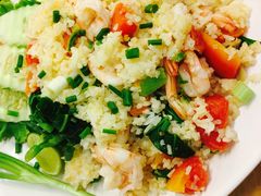 -J Daeng Seafood