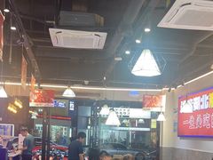 -鑫郭氏·南昌20年大排档(红谷滩旗舰店)