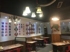 大堂-还是那家•秘制活鱼现烤•香辣美蛙(独墅湖邻里中心店)