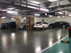 -龙湖天街-停车场