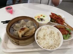 -浦东图书馆读者餐厅