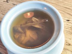 一盅特别的鸡汤-听香·678茶铺(猛追湾店)
