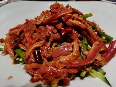 -95号酱骨·一块豆腐(展春园西路店)