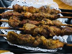 正宗新疆羊肉串-蚝伯·新派海鲜(荣昌店)