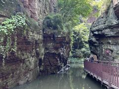 -龙潭大峡谷