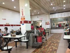 -花溪王记牛肉粉(四季花溪商场店)