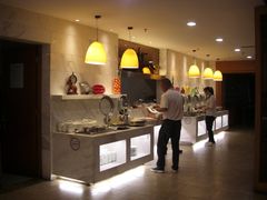 -杭州海华满陇度假酒店