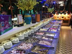 -阪尚皇·原切牛排·烤肉火锅自助(北京路店)