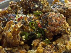 -BHC炸鸡(明洞总店)