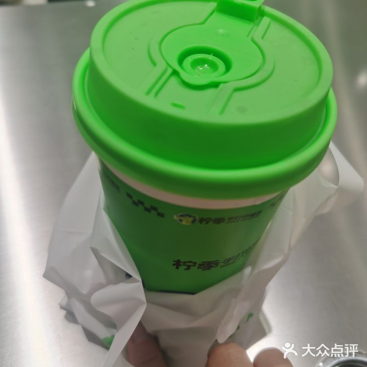 鸭屎香柠檬茶：独特口感，让你欲罢不能