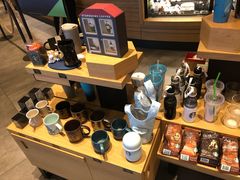 零售区-星巴克(天津鲁能中心第三店)